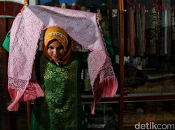 Songket Khas Batu Bara Dibanderol Hingga Rp 4 Juta, Ini Keistimewaannya