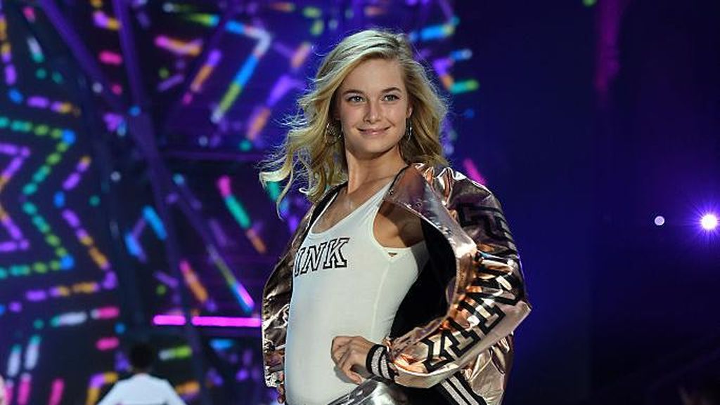 8 Foto Model yang Viral Ungkap Ukuran Bra Demi Buka Aib Victorias Secret 8 Foto Model yang Viral Ungkap Ukuran Bra Demi Buka Aib Victorias Secret