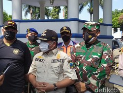 PPKM Darurat di Garut, Petugas Berlakukan Sistem Penyekatan Berlapis