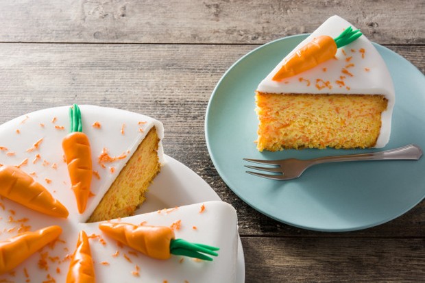 Camilan carrot cake sehat saat ppkm darurat/foto:freepik.com Camilan carrot cake sehat saat ppkm darurat yang simpel dan mudah/foto:freepik.com
