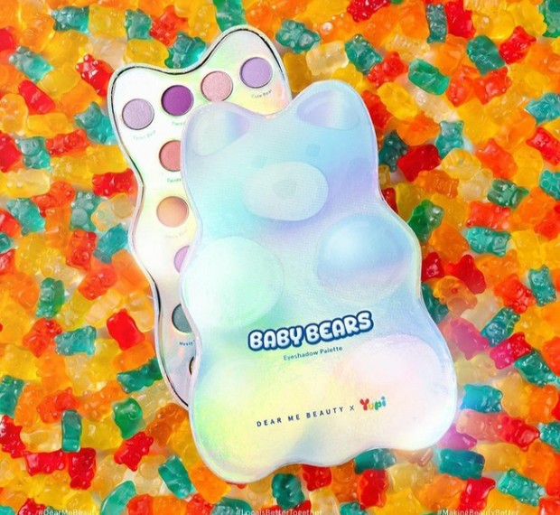 Eyeshadow palette lokal dari Dear Me Beauty/Foto: instagram.com/dearmebeauty Rekomendasi eyeshadow palette lokal