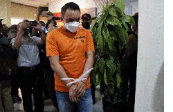 Foto Populer Sepekan: Corona Bikin RI Kelabakan, PPKM Darurat Jadi Pilihan