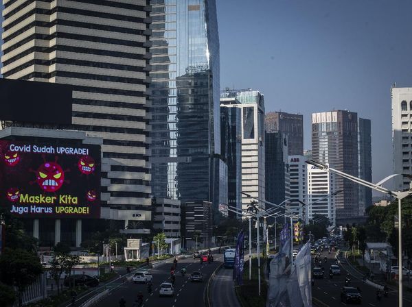 Kawasan Perkantoran Ibu Kota Jelang Pemberlakuan WFH 100%