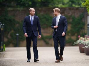 Disebut Tak Akur, William dan Harry Bersatu di Peresmian Patung Putri Diana