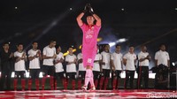 Pemain berikutnya berasal dari sektor penjaga gawang, yaitu Shahar Ginanjar. Kiper yang menjadi andalan ketika Andritany dipanggil Timnas maupun cedera juga dilepas Persija, diketahui Kiper yang juga pernah bermain untuk Persib Bandung ini kini berlabuh ke Liga 2 bersama Dewa United.