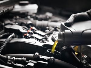 Jangan Disepelekan! Ini Dampaknya Jika Motor Jarang Ganti Oli Jangan Disepelekan! Ini Dampaknya Jika Motor Jarang Ganti Oli