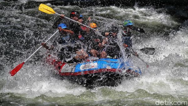Uji Adrenalin di Sungai Asahan, Arung Jeram Terbaik ke-3 Dunia