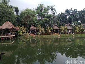 Serunya! Makan Gurame Bakar Sambil Mancing Seru di Tangerang Selatan Serunya! Makan Gurame Bakar Sambil Mancing Seru di Tangerang Selatan