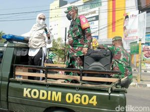 Cara Bupati Karawang Sosialisasikan PPKM Darurat