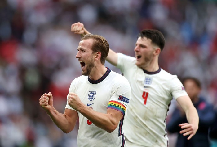 LONDON, ENGLAND - JUNE 29: Harry Kane of England celebrates after victory in the UEFA Euro 2020 Championship Round of 16 match between England and Germany at Wembley Stadium on June 29, 2021 in London, England. (Photo by Carl Recine - Pool/Getty Images)