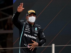 Lewis Hamilton Ngaku Alami Long COVID, Ini Pesan Dirjen WHO