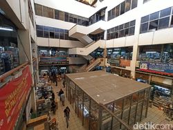 Hari Pertama PPKM Darurat, Pasar Pramuka Ramai?