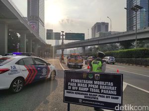 PPKM Darurat Hari Pertama, Begini Kondisi Penutupan 5 Exit Tol Dalkot PPKM Darurat Hari Pertama, Begini Kondisi Penutupan 5 Exit Tol Dalkot