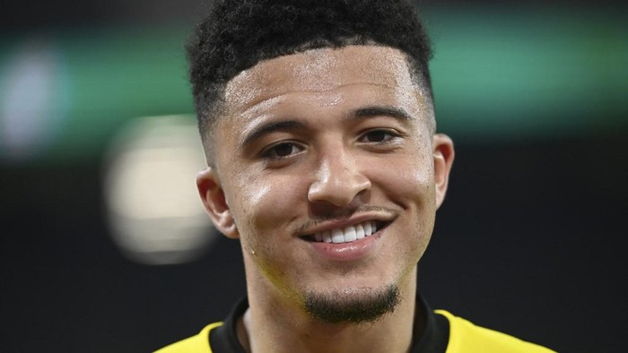 (FILES) In this file photo taken on May 1, 2021 Dortmunds English midfielder Jadon Sancho reacts during the German Cup (DFB Pokal) semi-final football match BVB Borussia Dortmund v Holstein Kiel in Dortmund, western Germany. - Jadon Sancho set to join Manchester United according to media reports on June 30, 2021. (Photo by Ina Fassbender / POOL / AFP)