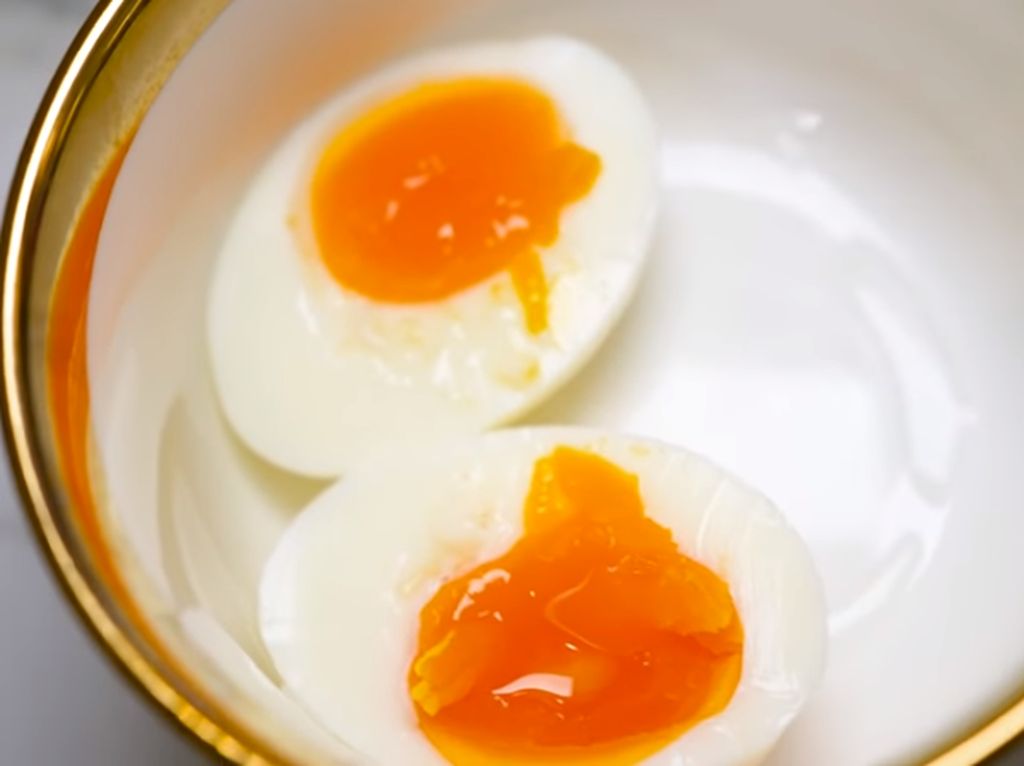 Telur Ayam Harga Rp 1.500 Vs Rp 7.500, Gimana Rasanya? Telur Ayam Harga Rp 1.500 Vs Rp 7.500, Gimana Rasanya?