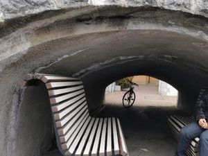 Kumpulan Desain Nyeleneh yang Tak Bermanfaat