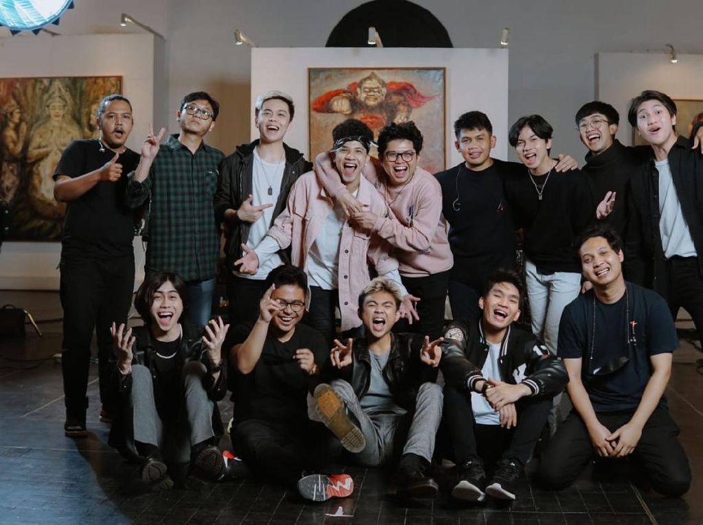 Lagu Lantas Buka Jalan Juicy Luicy Kolaborasi dengan Un1ty Lagu Lantas Buka Jalan Juicy Luicy Kolaborasi dengan Un1ty