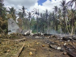 5 Fakta Pesawat Militer Celaka di Filipina 5 Fakta Pesawat Militer Celaka di Filipina