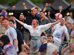 The Three Lions sukses melaju ke semifinal Piala Eropa 2020 usai mengalahkan Ukraina 4-0. Anthony Devlin/Getty Images.