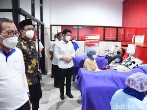 Wagub Emil Tak Bosan-bosannya Minta Penyintas Donor Plasma Konvalesen Wagub Emil Tak Bosan-bosannya Minta Penyintas Donor Plasma Konvalesen
