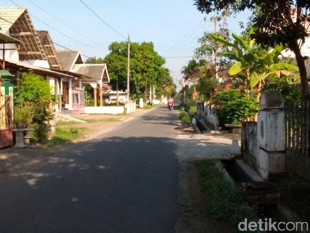 Muncul Klaster Ziarah Wali Lima di Blitar, 18 Warga Terpapar COVID-19 Muncul Klaster Ziarah Wali Lima di Blitar, 18 Warga Terpapar COVID-19