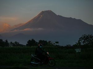 Mahasiswa UIN Jogja Hilang 2 Hari di Merapi Ditemukan Dekat Lokasi Labuhan Mahasiswa UIN Jogja Hilang 2 Hari di Merapi Ditemukan Dekat Lokasi Labuhan