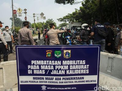 Ada Razia PPKM Jalan Daan Mogot Macet