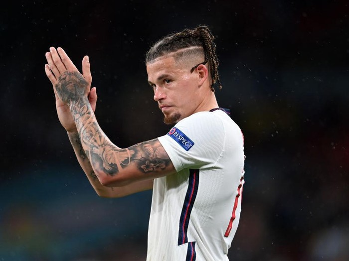 ROME, ITALY - JULY 03: Kalvin Phillips of England acknowledges the fans after victory in the UEFA Euro 2020 Championship Quarter-final match between Ukraine and England at Olimpico Stadium on July 03, 2021 in Rome, Italy. (Photo by Lars Baron/Getty Images)
