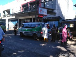 Angka Kematian Tinggi, Pemkot Malang Tambah Relawan di Pemakaman COVID-19
