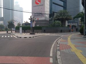 Gerindra Minta Anies Tegas Cabut Izin Perusahaan Jika Langgar Aturan WFH Gerindra Minta Anies Tegas Cabut Izin Perusahaan Jika Langgar Aturan WFH