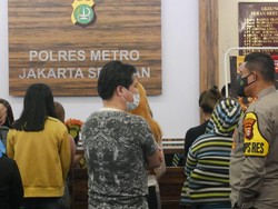 Tempat Spa di Hotel Jaksel Digerebek, 15 Terapis Diamankan