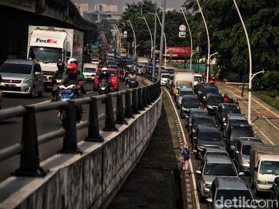PPKM Darurat Jakarta Dinilai Belum Efektif