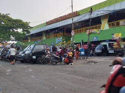 Pasar Tradisional Surabaya Tutup Pukul 8 Malam, Pedagang Berusaha Taat Prokes