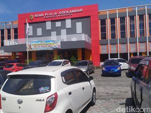 Pasien COVID-19 Melonjak, Tabung Oksigen RSUD dr Soekandar Mojokerto Menipis Pasien COVID-19 Melonjak, Tabung Oksigen RSUD dr Soekandar Mojokerto Menipis