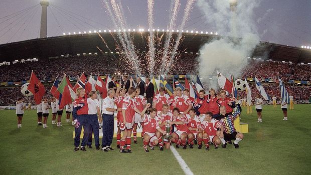 GOTHENBURG, SWEDEN - JUNE 26:  Fireworks go off as the Denmark team begin their celebrations after the UEFA European Championships 1992 Final between Denmark and Germany held at the Ullevi Stadium on June 26, 1992 in Gothernburg, Sweden. (Photo by Simon Bruty/Allsport/Getty Images)