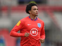 Masih Ada Senyum di Balik Kekecewaan Trent