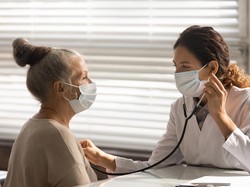 BOR RS COVID-19 di Jatim Turun Jadi 60%, Surabaya 65%