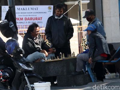 Duh! Masih Ada Warga Abai Prokes Saat PPKM Darurat Berlaku