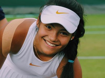 10 Fakta Emma Raducanu, Petenis Cantik yang Diprediksi Jadi Bintang