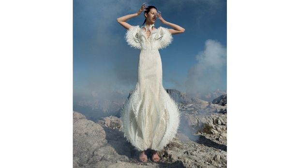 Iris van Herpen dan Couture Langit dan Bumi