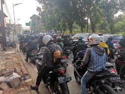 Masih Macet, Begini Situasi Penyekatan di Lenteng Agung Pagi Ini