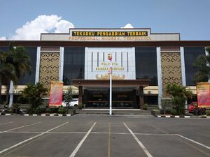 Perawat di Lampung Balik Dipolisikan Pengeroyok Gegara Tabung Oksigen Perawat di Lampung Balik Dipolisikan Pengeroyok Gegara Tabung Oksigen