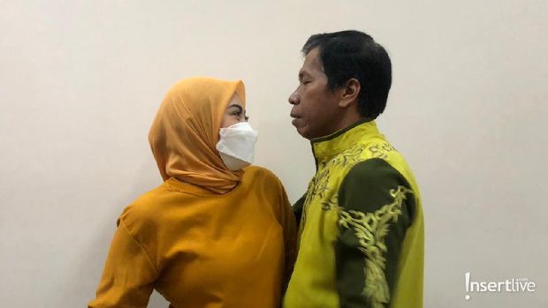 Telah Nikah Siri, Intip Kemesraan Kiwil dan Venti Figianti
