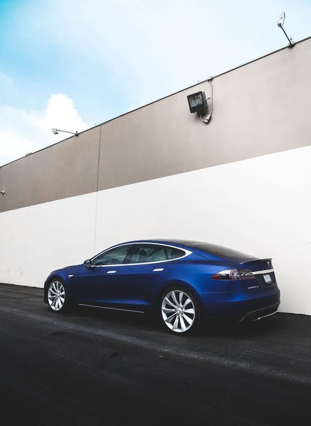 Tesla/ Foto: Pexels/Jae Park Tesla