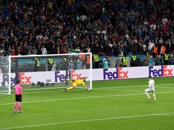 Donnarumma Jagonya Adu Penalti