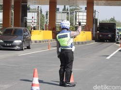 Sempat Macet Gegara Penyekatan, GT Pasteur Bandung Kini Lengang