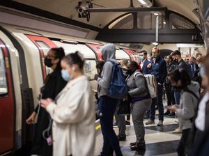 Inggris Kembali Diamuk COVID-19, Cetak Rekor Harian Tertinggi Sejak Juli