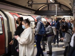 Inggris Kembali Diamuk COVID-19, Cetak Rekor Harian Tertinggi Sejak Juli