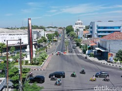Gresik Tutup Akses Jalan Utama Menuju Surabaya Selama PPKM Darurat