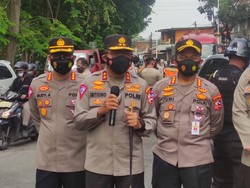 Polisi Bakal Tes Swab Pengendara Ngeyel di Pos Penyekatan PPKM Darurat